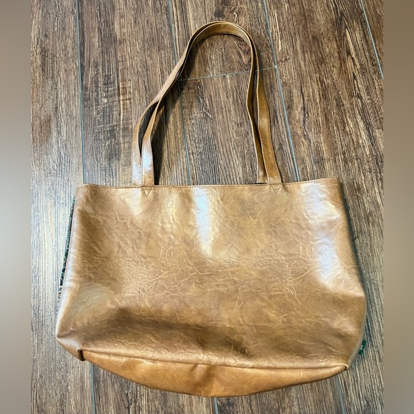 Thomas Kinkade tote. Tapestry design on front. Vegan leather back & bottom. - Picture 3 of 11